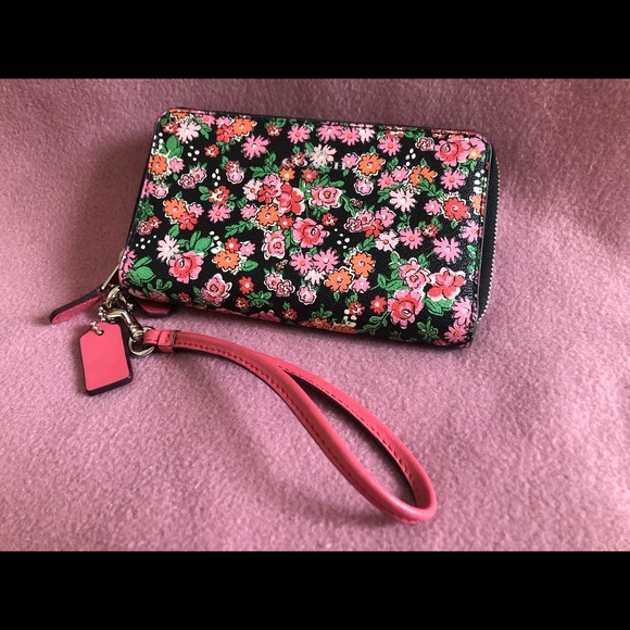Coach Floral Wallet - Brand New Limited Edition! - Picture 3 of 6
